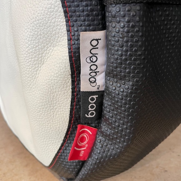 Bugaboo Diaper Bag RED Special Collection Leather Modern Crossbody White - Picture 6 of 15